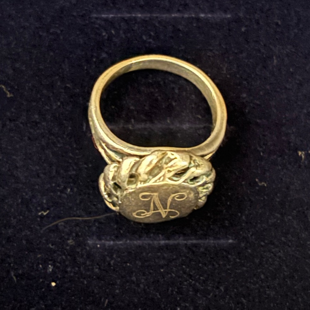monogrammed modern signet style ring with N initial
